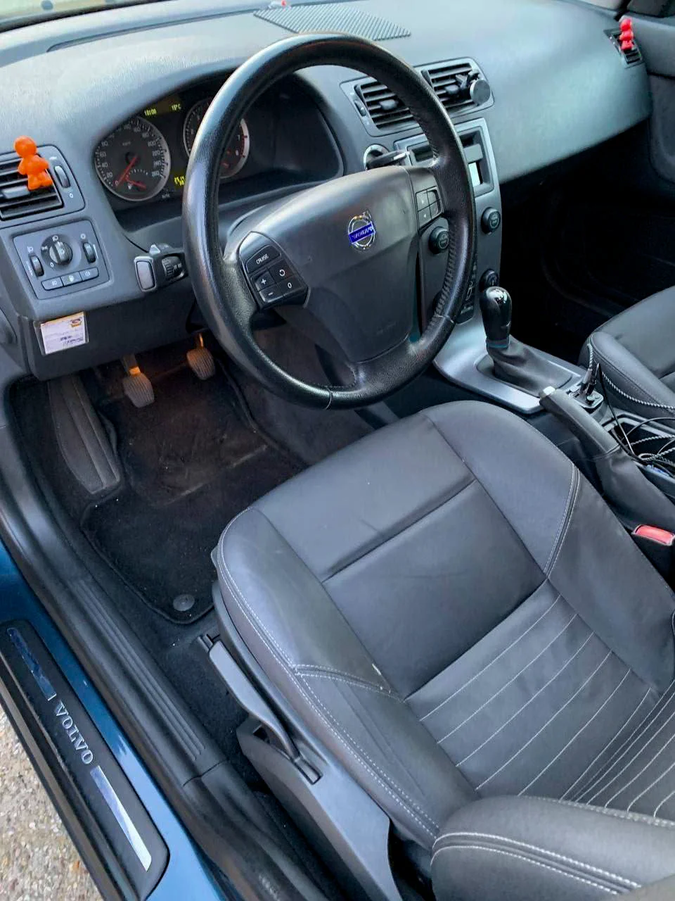 Volvo S40 2006 dashboard en stuur