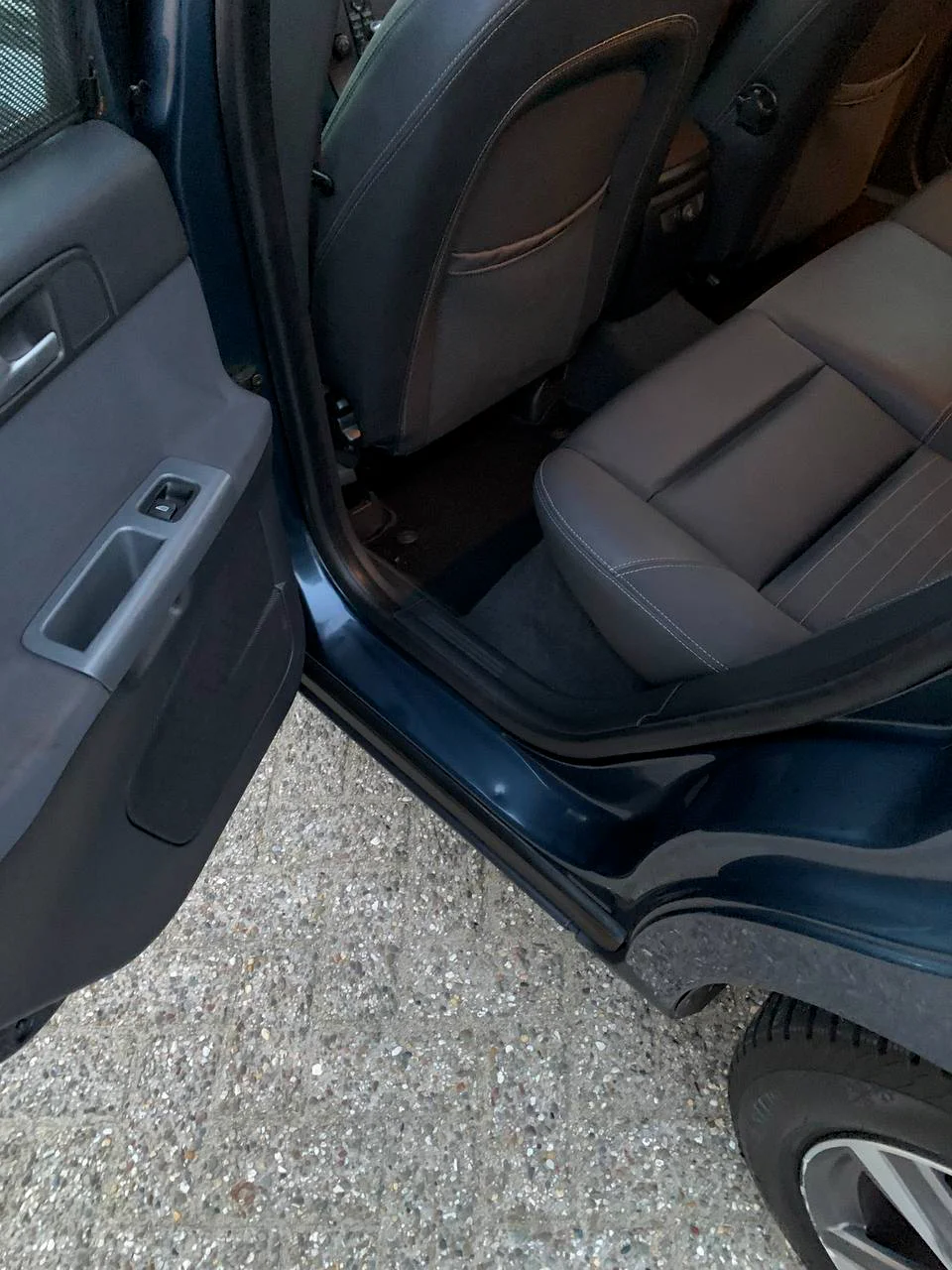 Volvo S40 2006 instaplijst en deurpaneel
